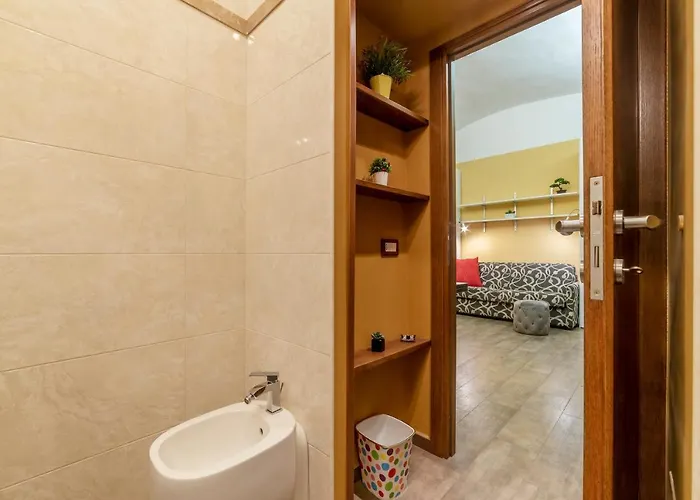 Guesthost - Rione Prati Quiet & Cozy * Рим